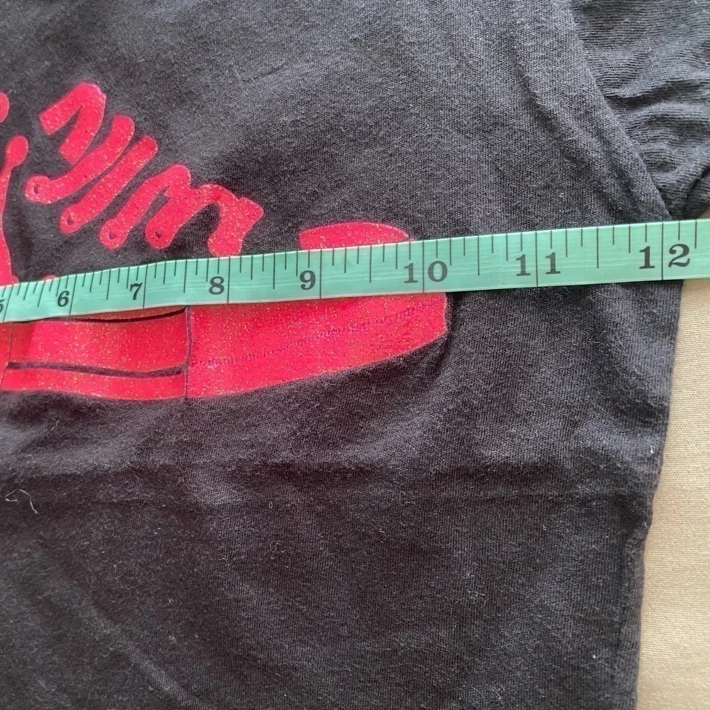 Converse black and hot pink Tshirt size small 8-10 years